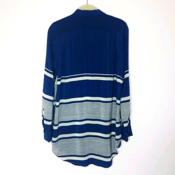 Anthropologie MIH silk geometric print button down - Picture 4 of 8